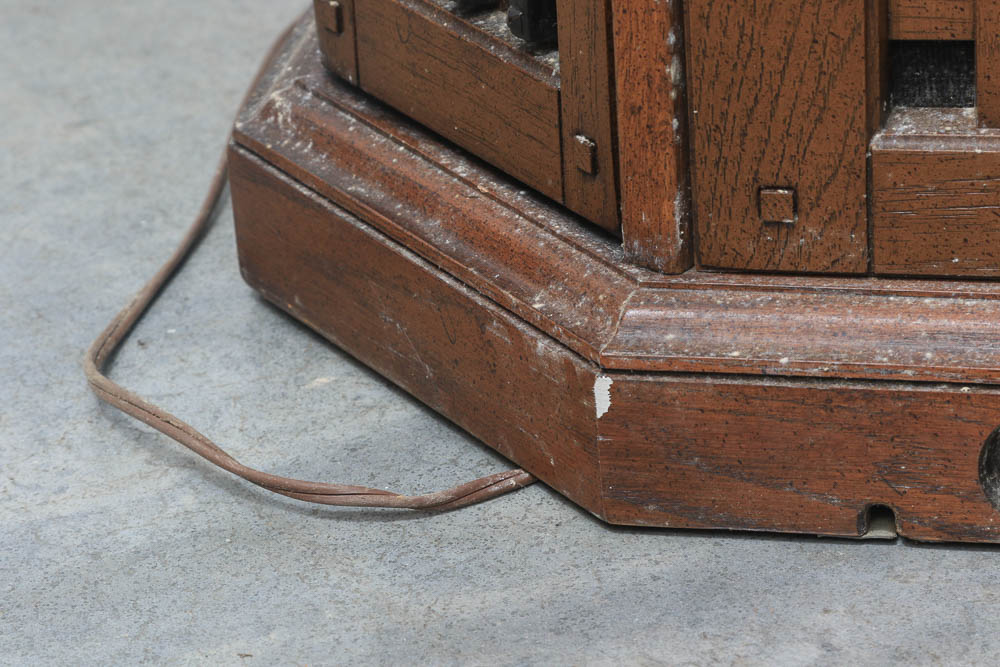Magnavox End Table with Electronics and Speaker