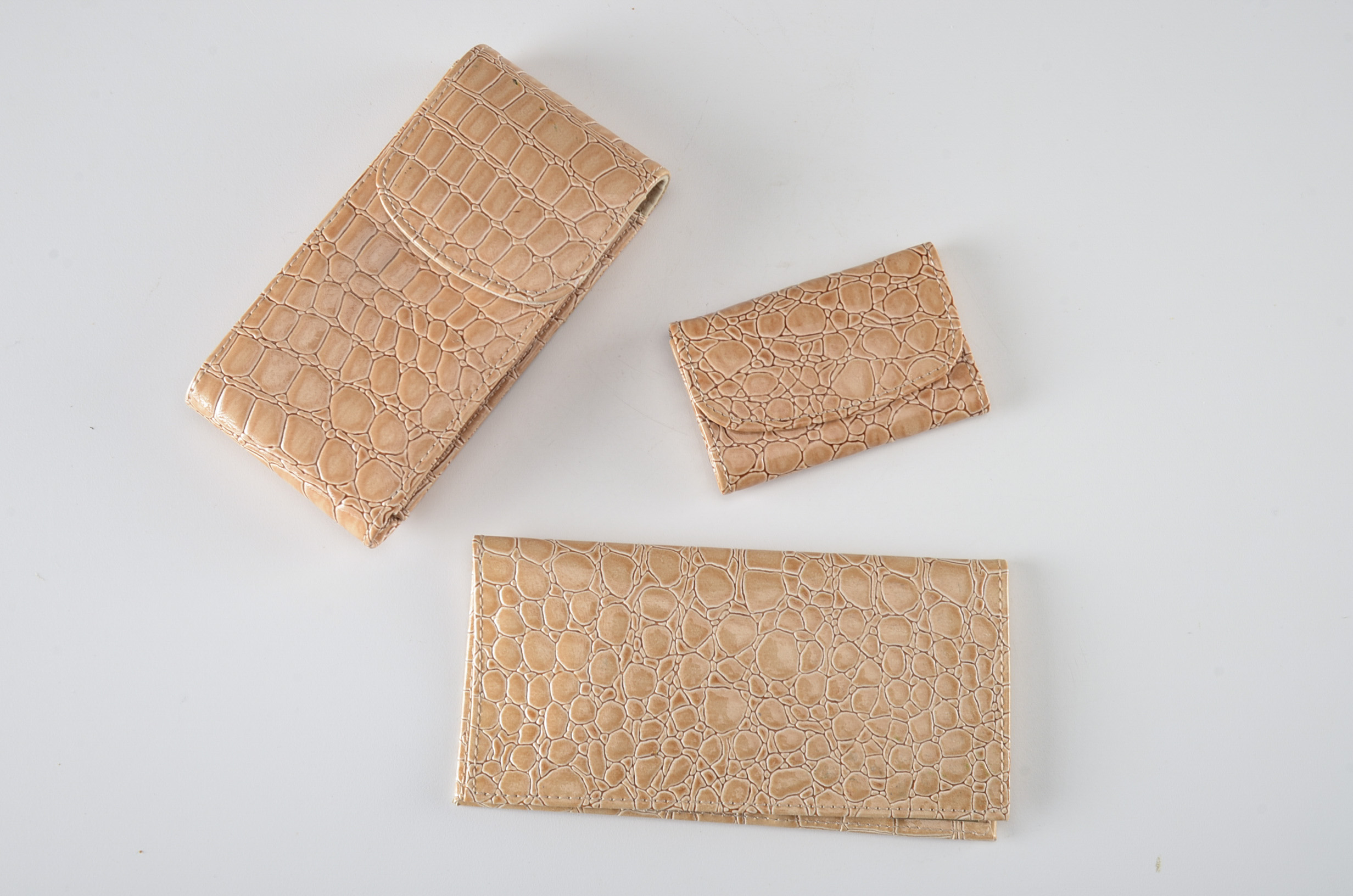 Buxton Handbag and Accessories