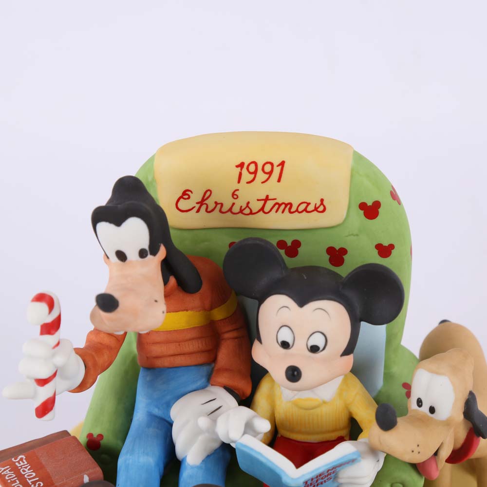 Disney Christmas 1991 "The Night Before Christmas" Limited Edition Figurine