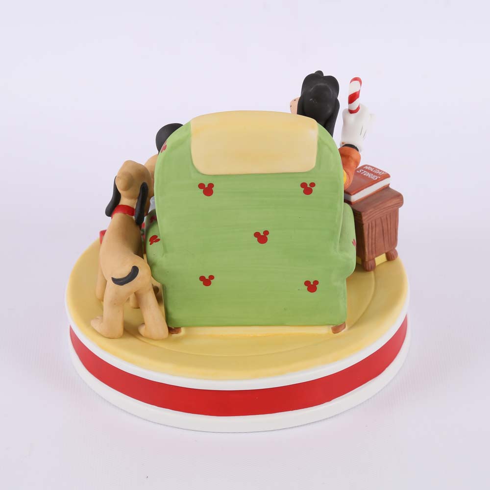 Disney Christmas 1991 "The Night Before Christmas" Limited Edition Figurine