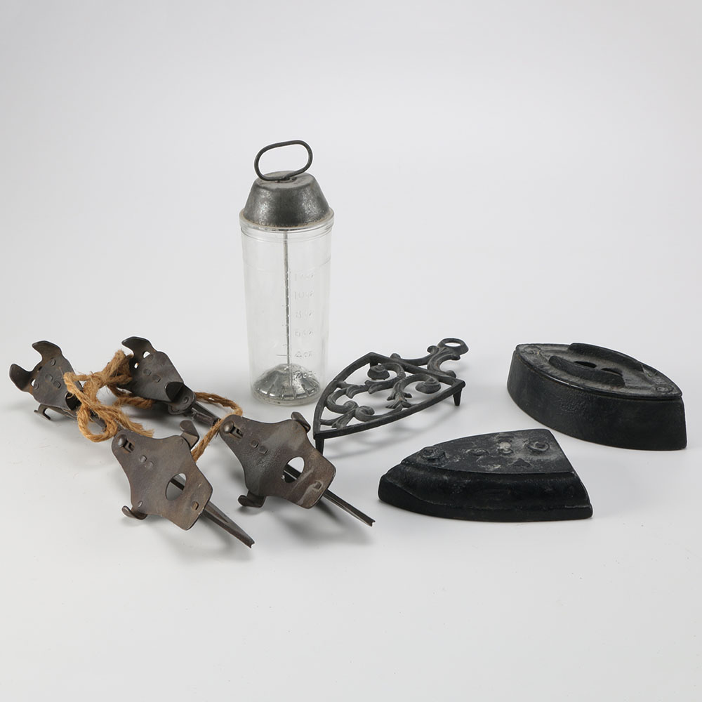 Assorted Vintage Metal Household Items