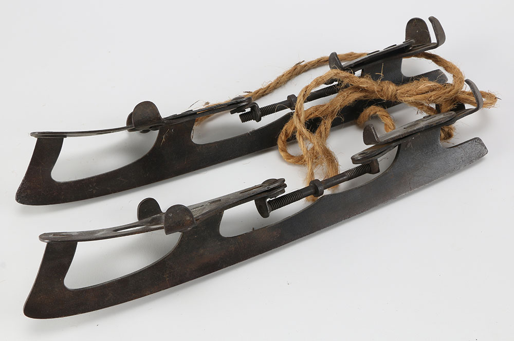 Assorted Vintage Metal Household Items