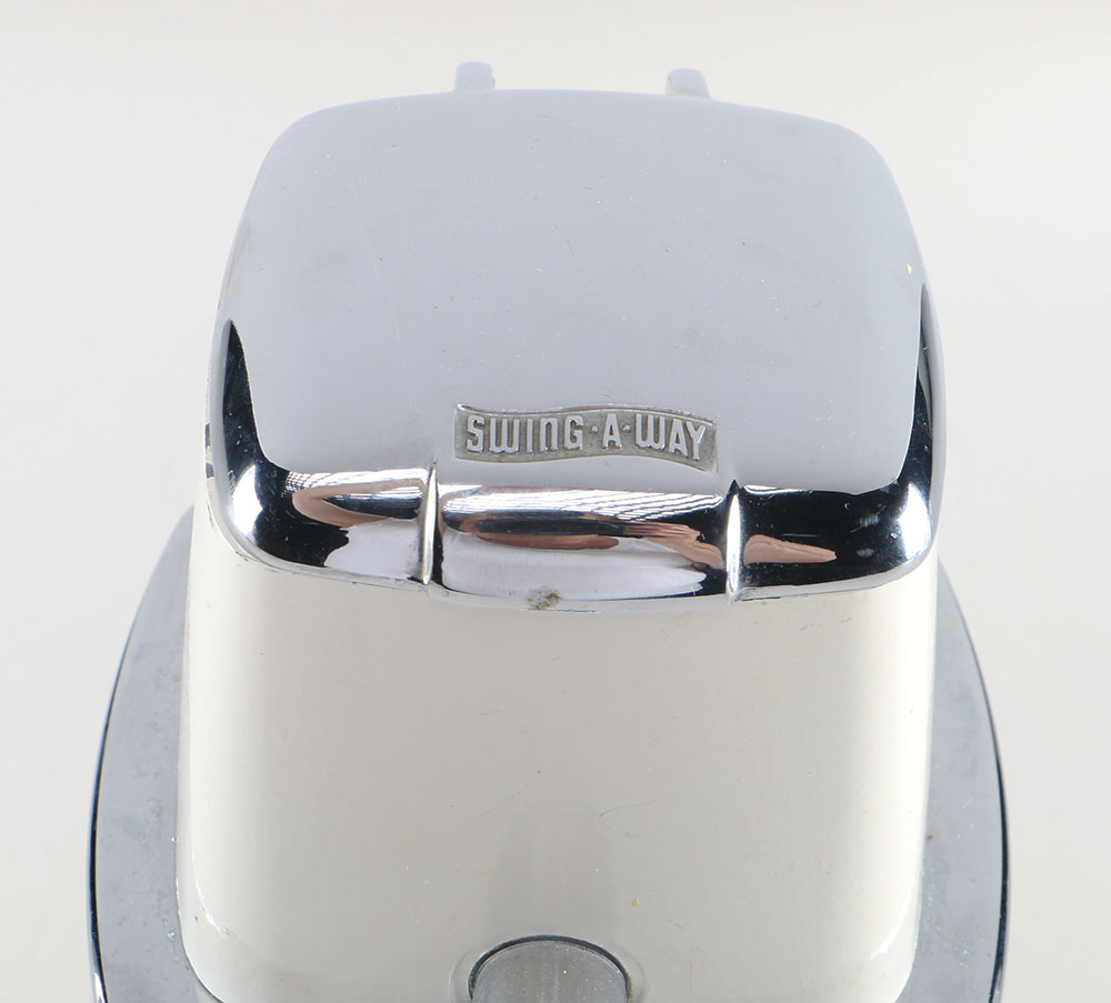 Collection of Kitchen Items