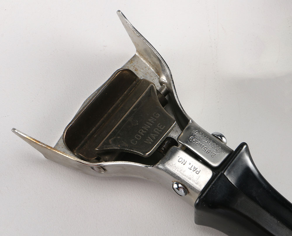 Collection of Kitchen Items