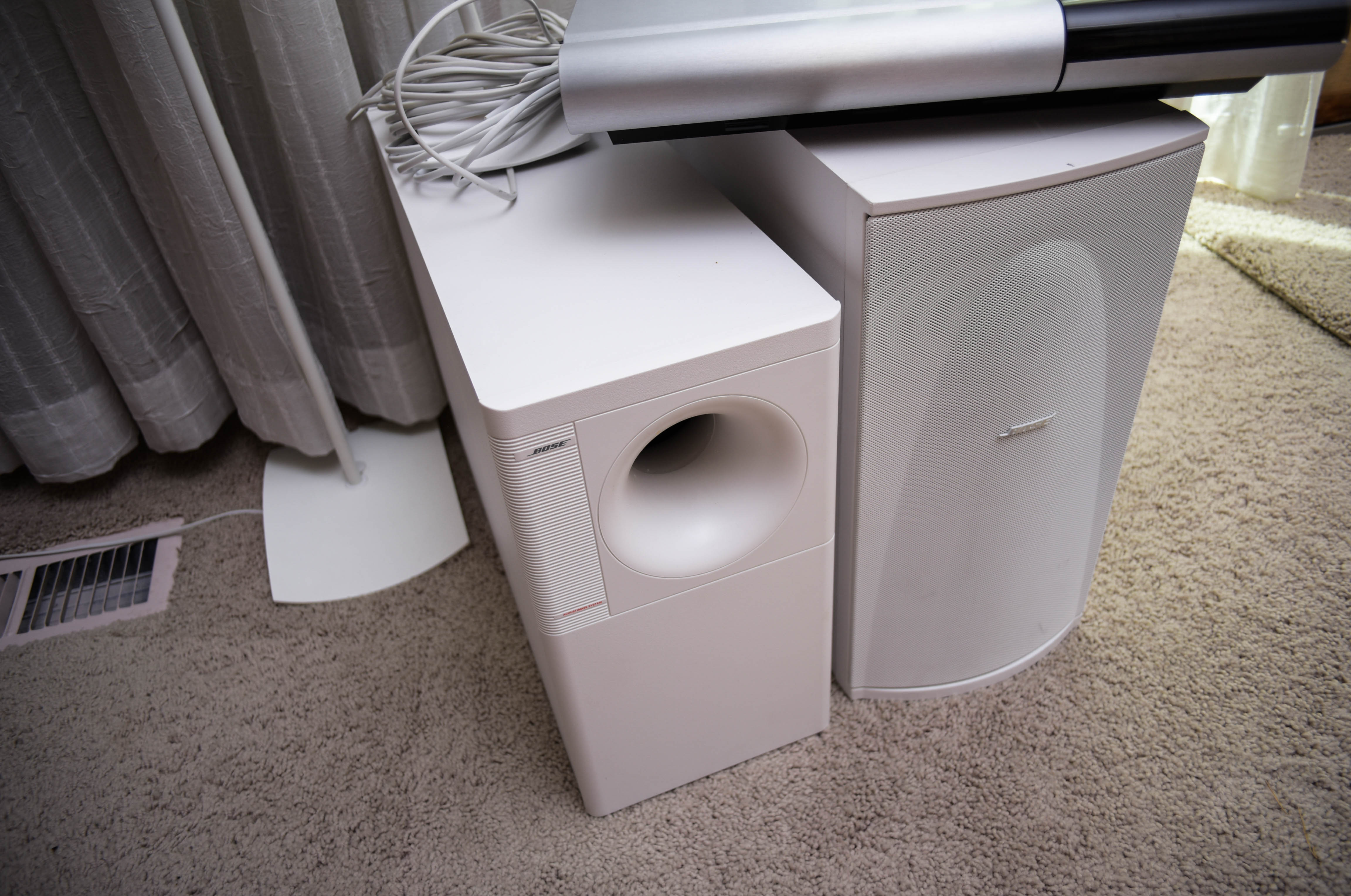 Bose Lifestyle Music System With Subwoofer