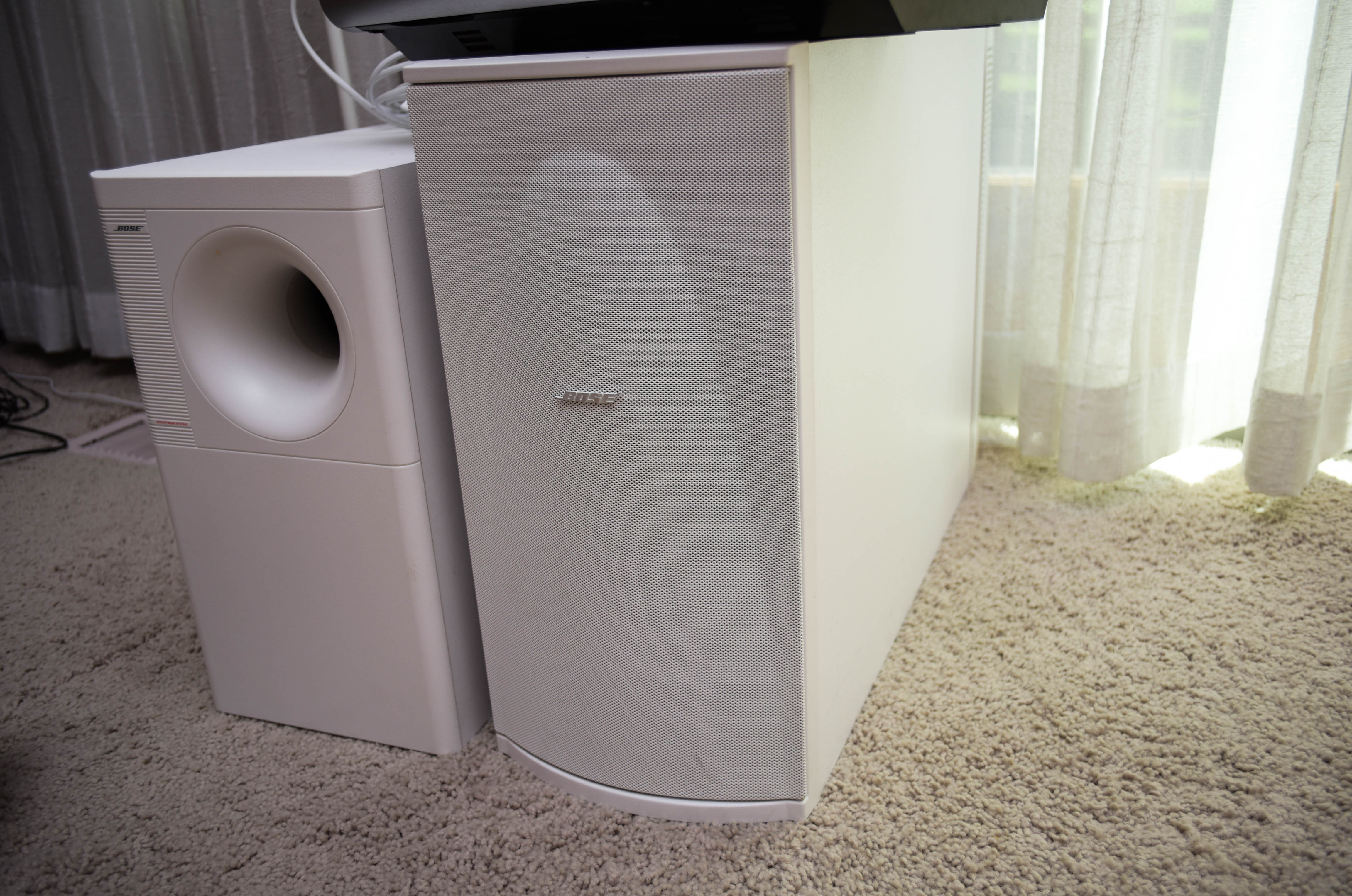Bose Lifestyle Music System With Subwoofer