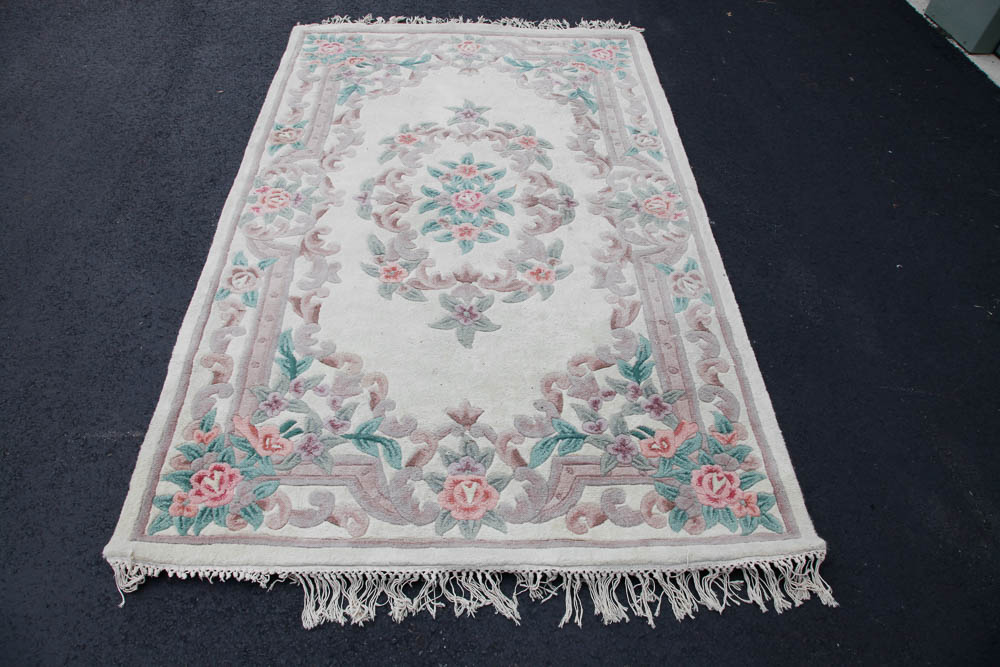 Tufted and Carved Floral Wool Area Rug