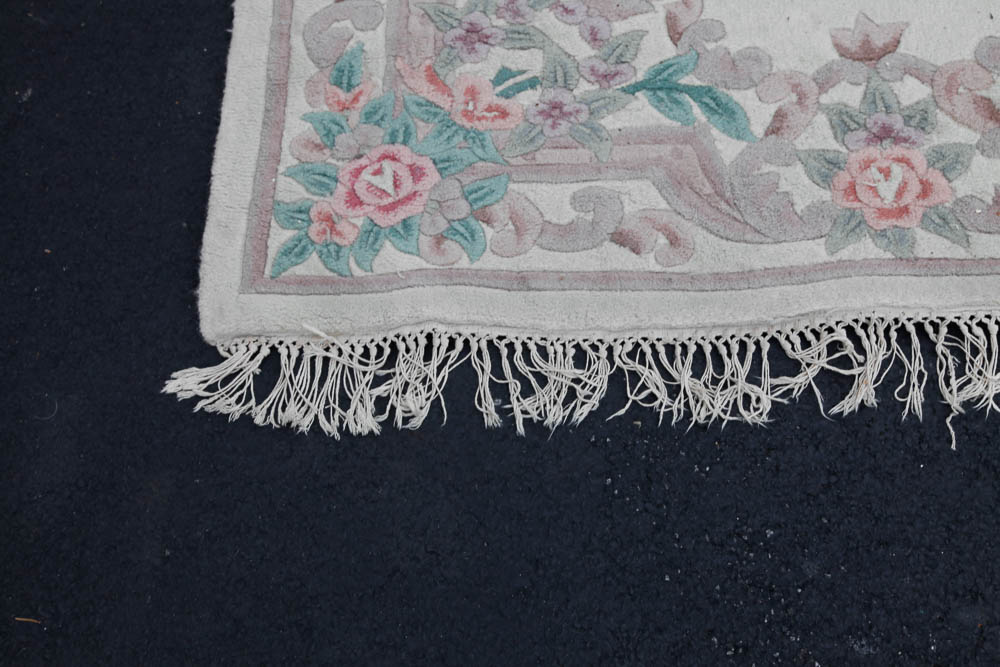Tufted and Carved Floral Wool Area Rug
