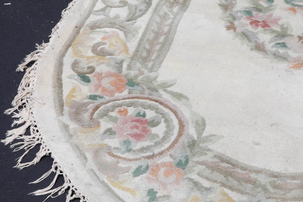 Handmade Oriental Oval Rug