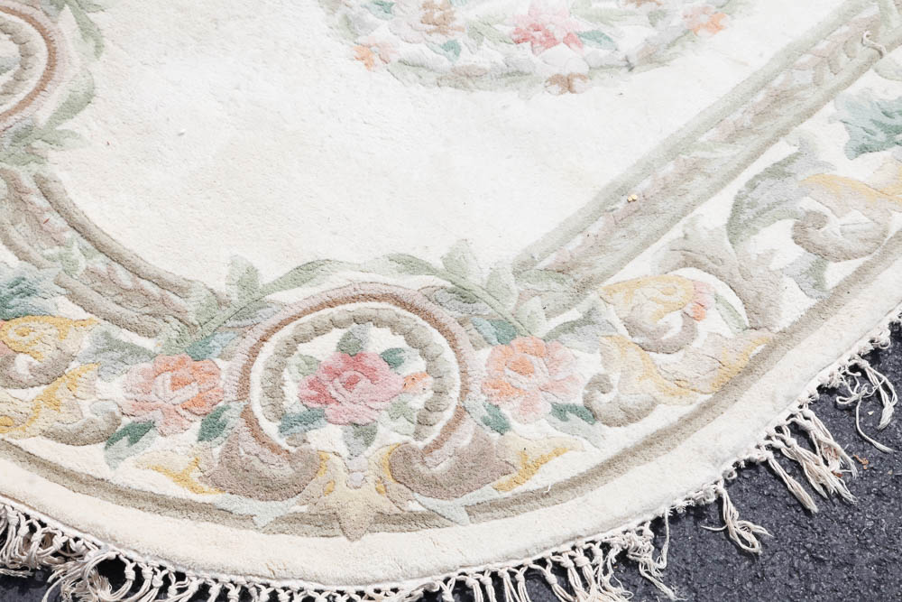 Handmade Oriental Oval Rug