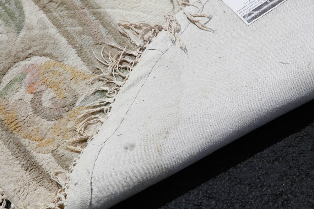 Handmade Oriental Oval Rug