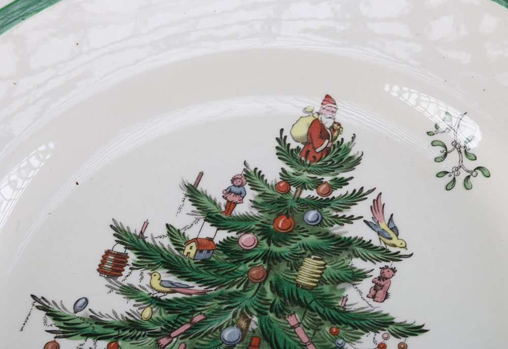 Spode "Christmas Tree" Dinnerware Service for Five