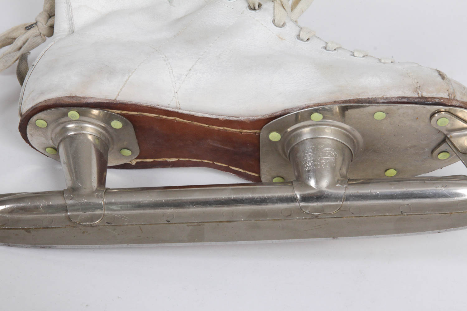 Vintage Women's Victory Ice Skates