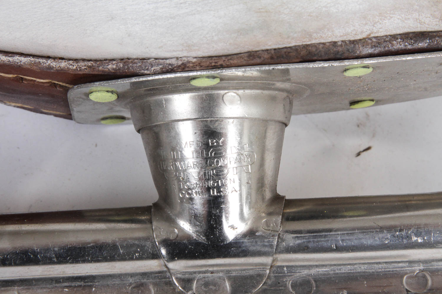 Vintage Women's Victory Ice Skates