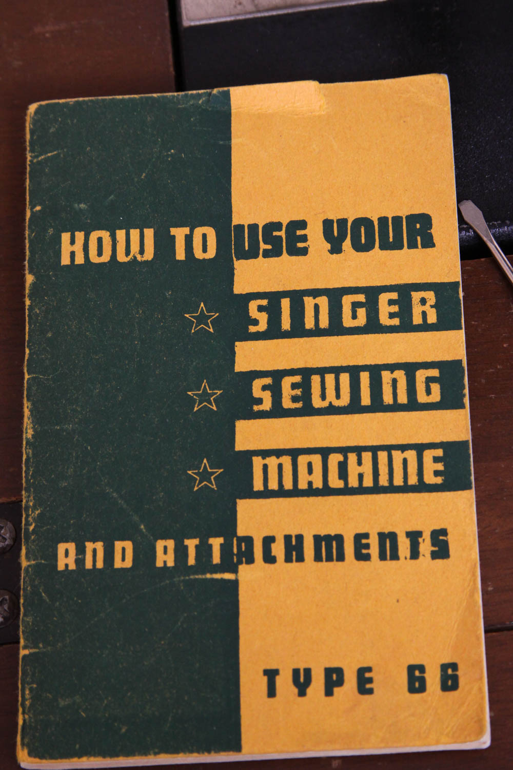 Singer Sewing Machine with Cabinet