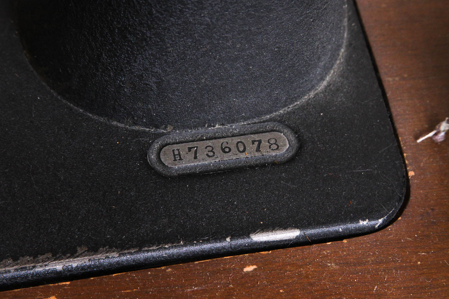 Singer Sewing Machine with Cabinet