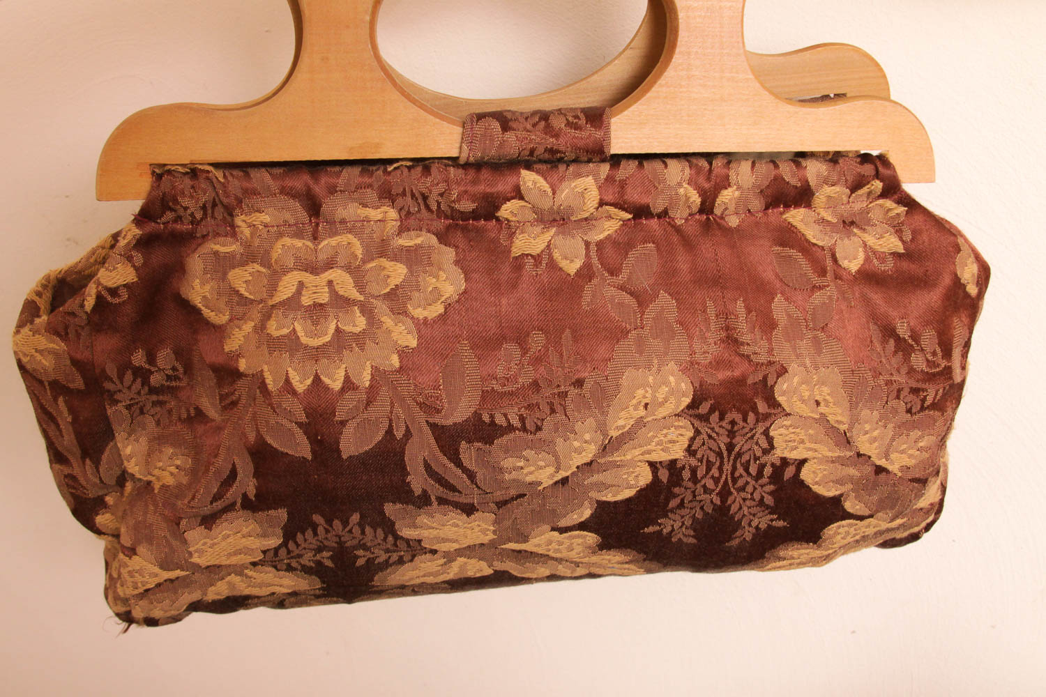 Singer Sewing Machine with Cabinet