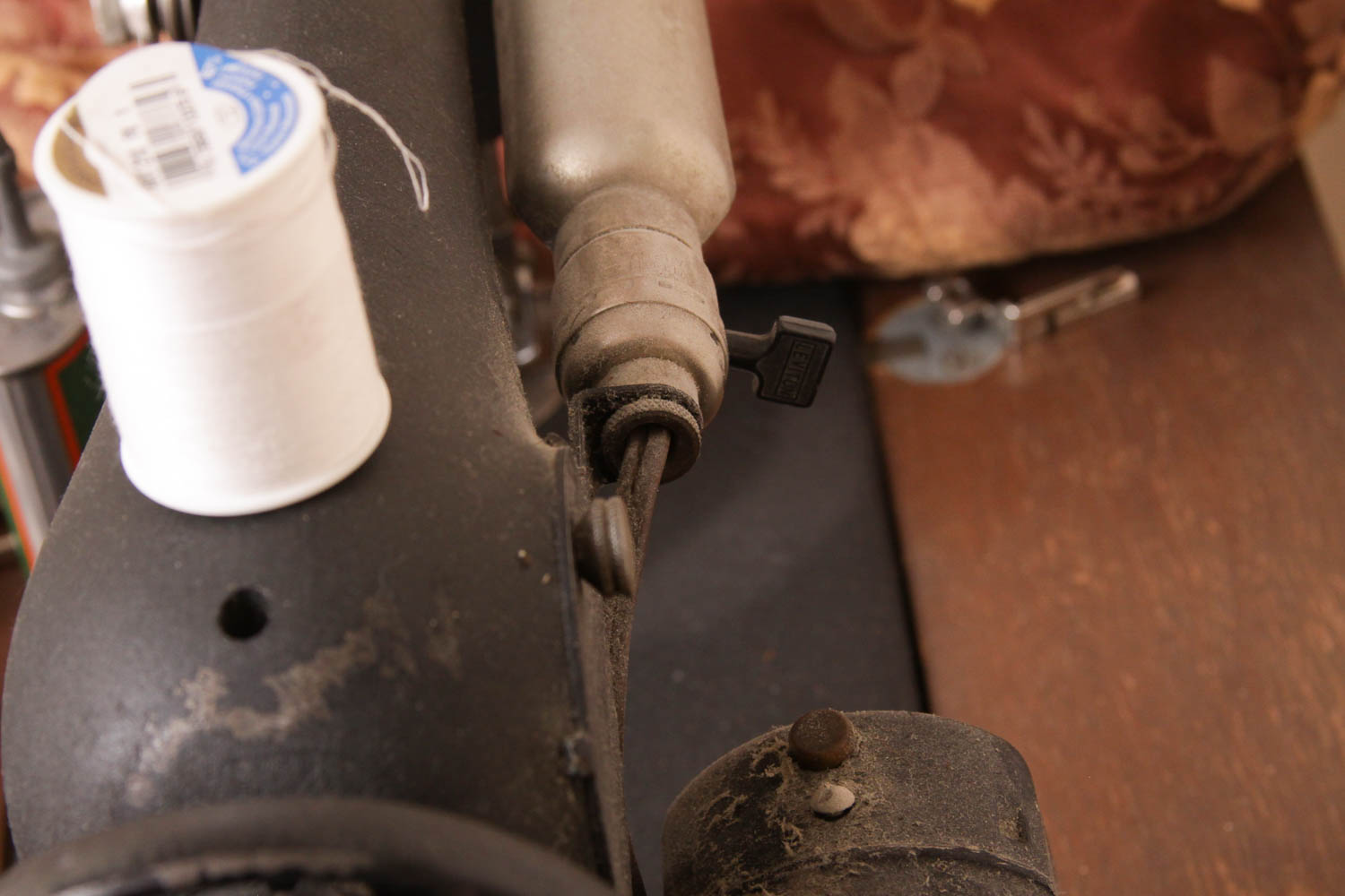 Singer Sewing Machine with Cabinet