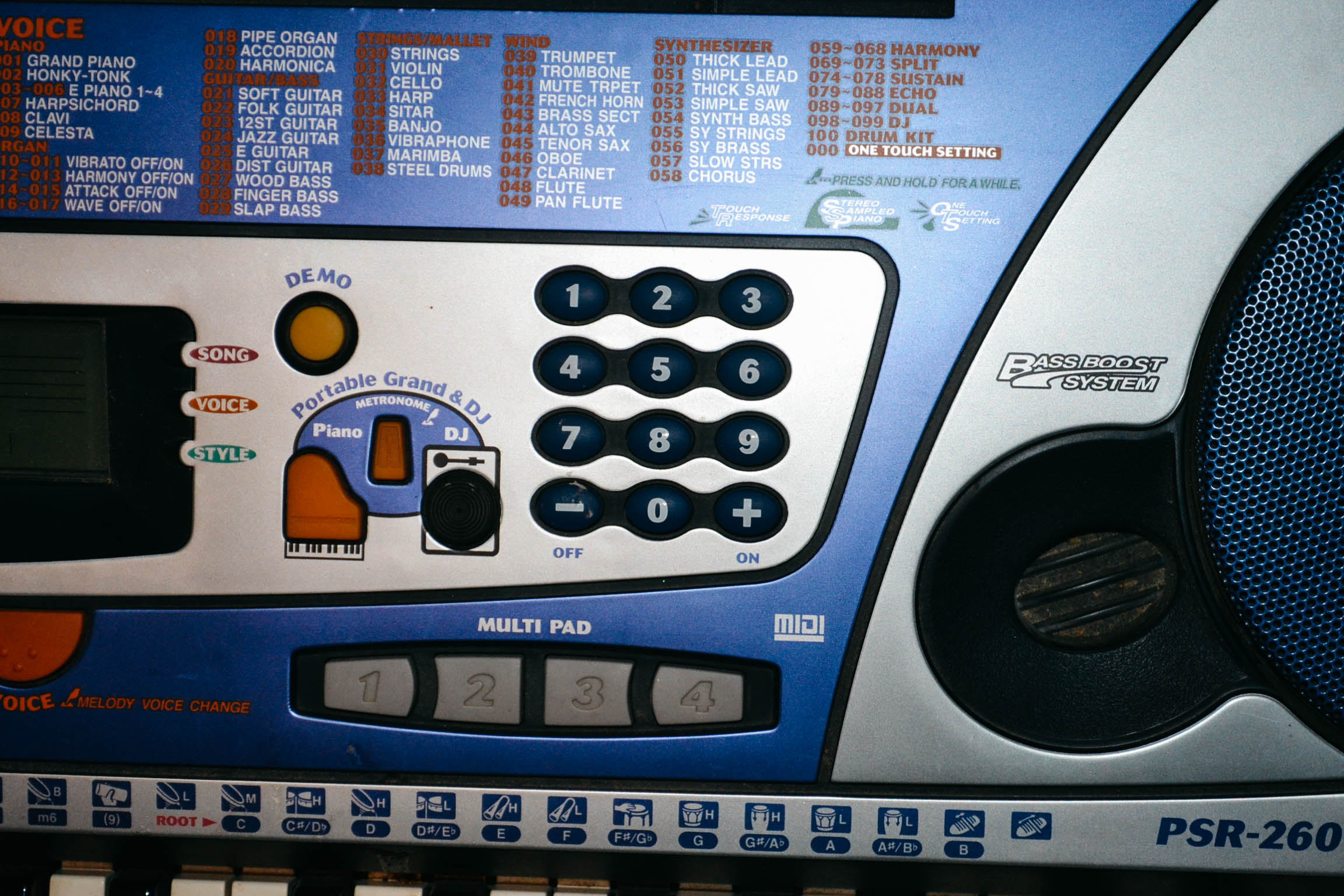 Yamaha PSR-260 Keyboard With Stand