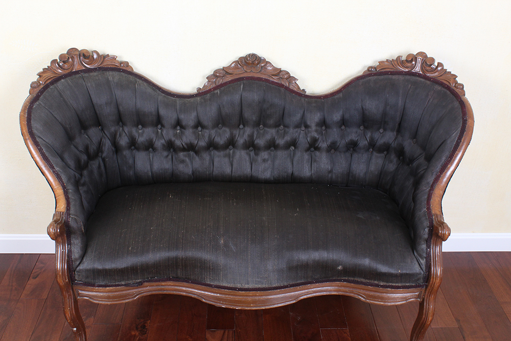 Antique Victorian Settee with Woven Horse Hair Upholstery