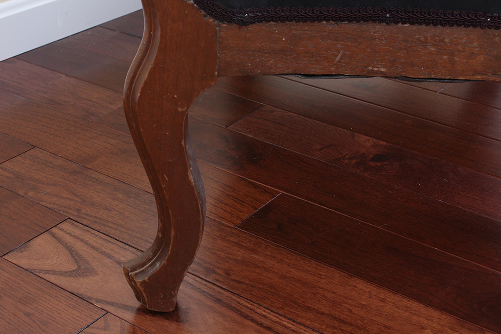 Antique Victorian Settee with Woven Horse Hair Upholstery