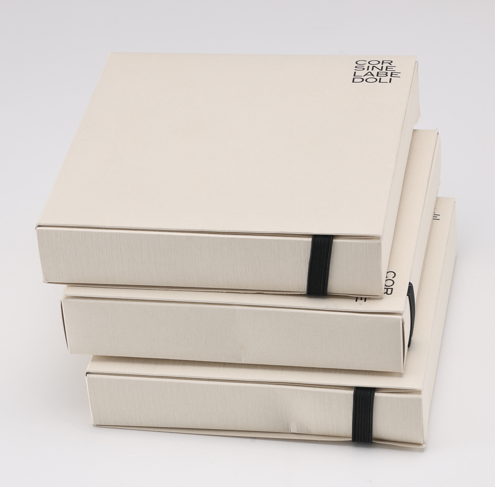 Collection Of Cor Sine Labe Doli Ceramic Pocket Squares