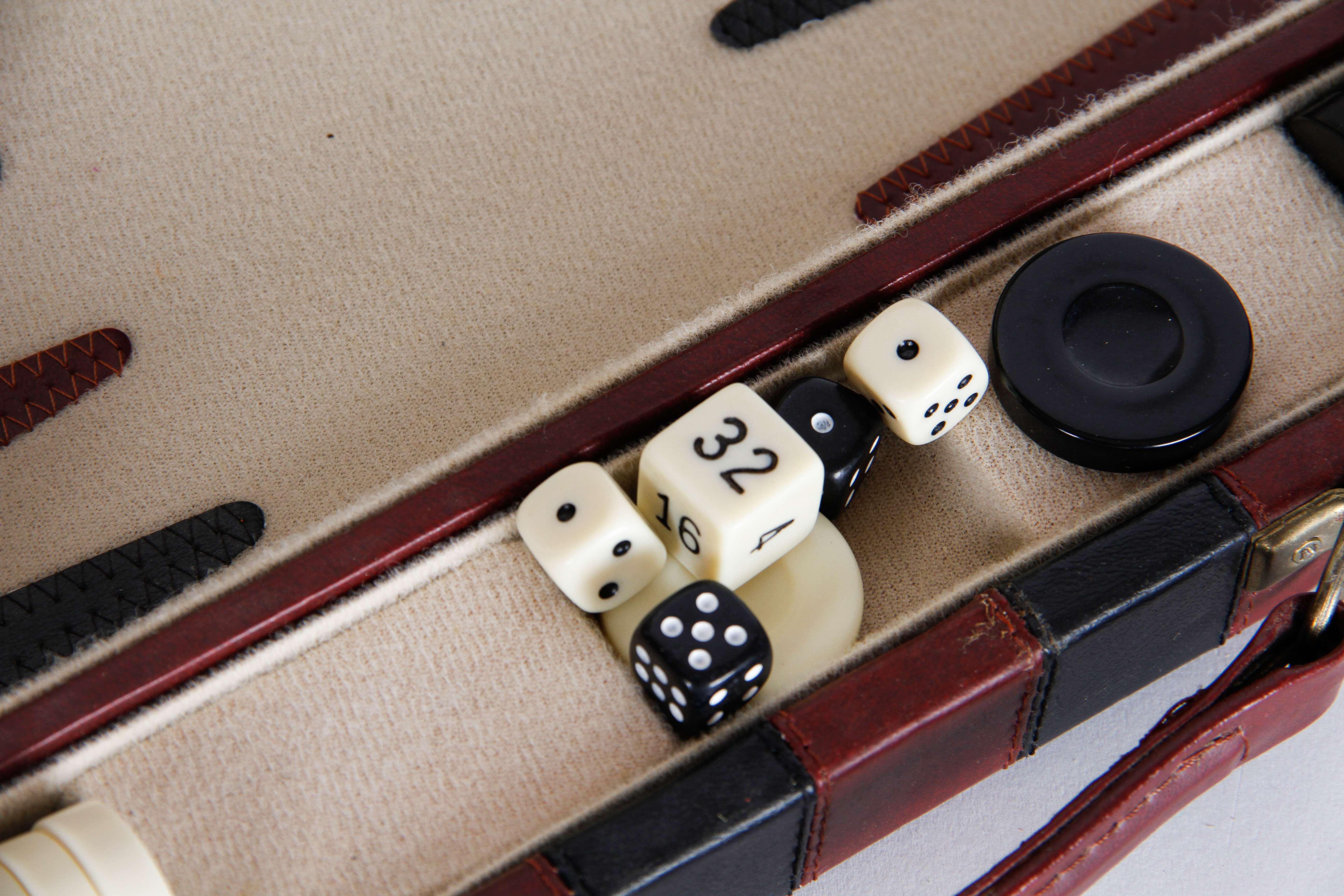 Vintage Backgammon Set