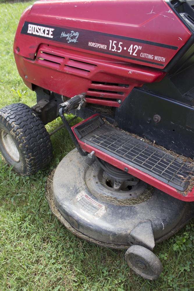 Huskee 42" Lawn Tractor