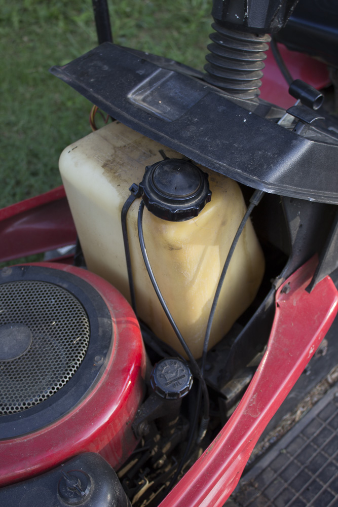 Huskee 42" Lawn Tractor