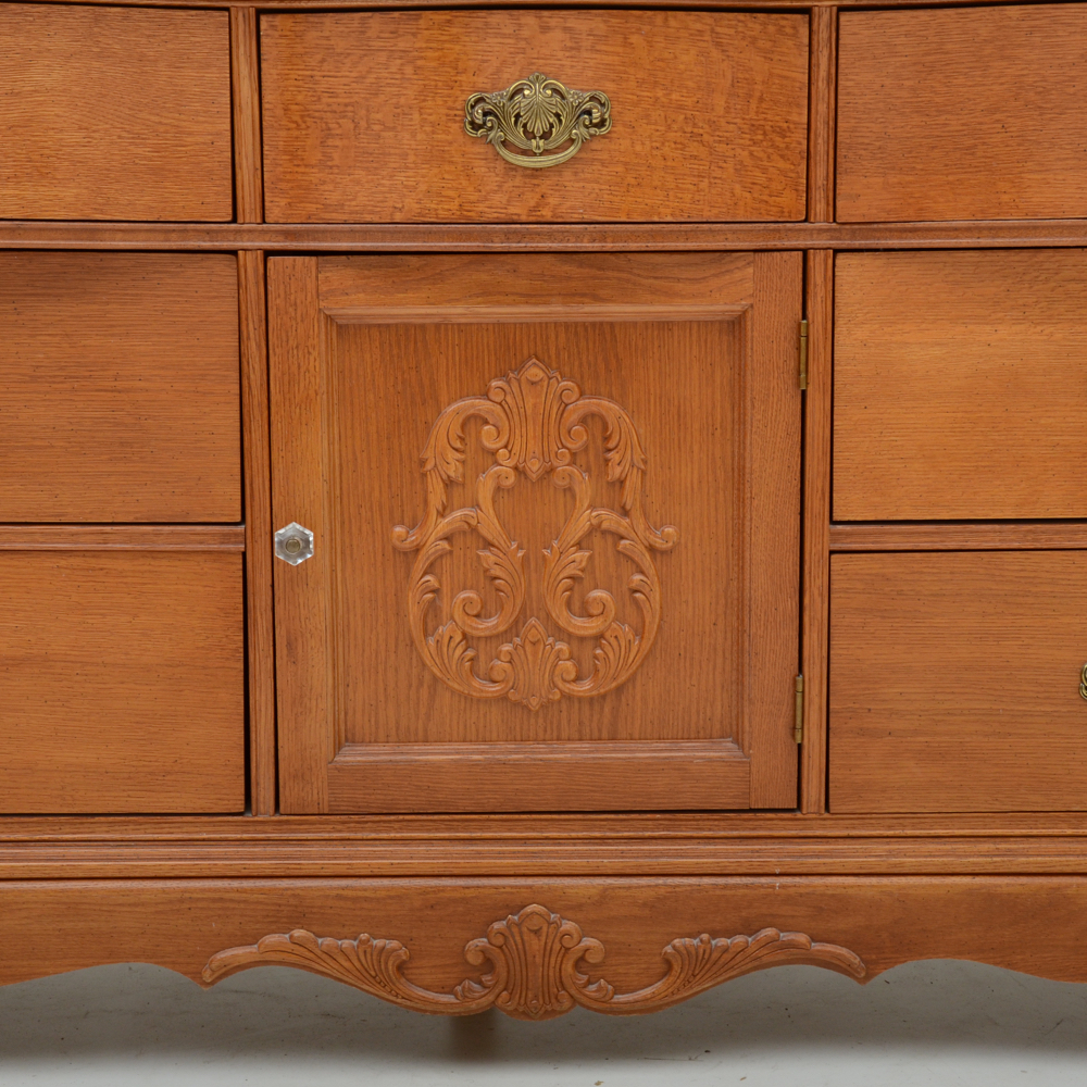 Stanley Oak Late Victorian Style Triple Dresser with Large Mirror