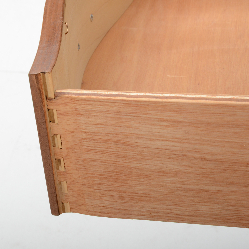 Stanley Oak Late Victorian Style Triple Dresser with Large Mirror