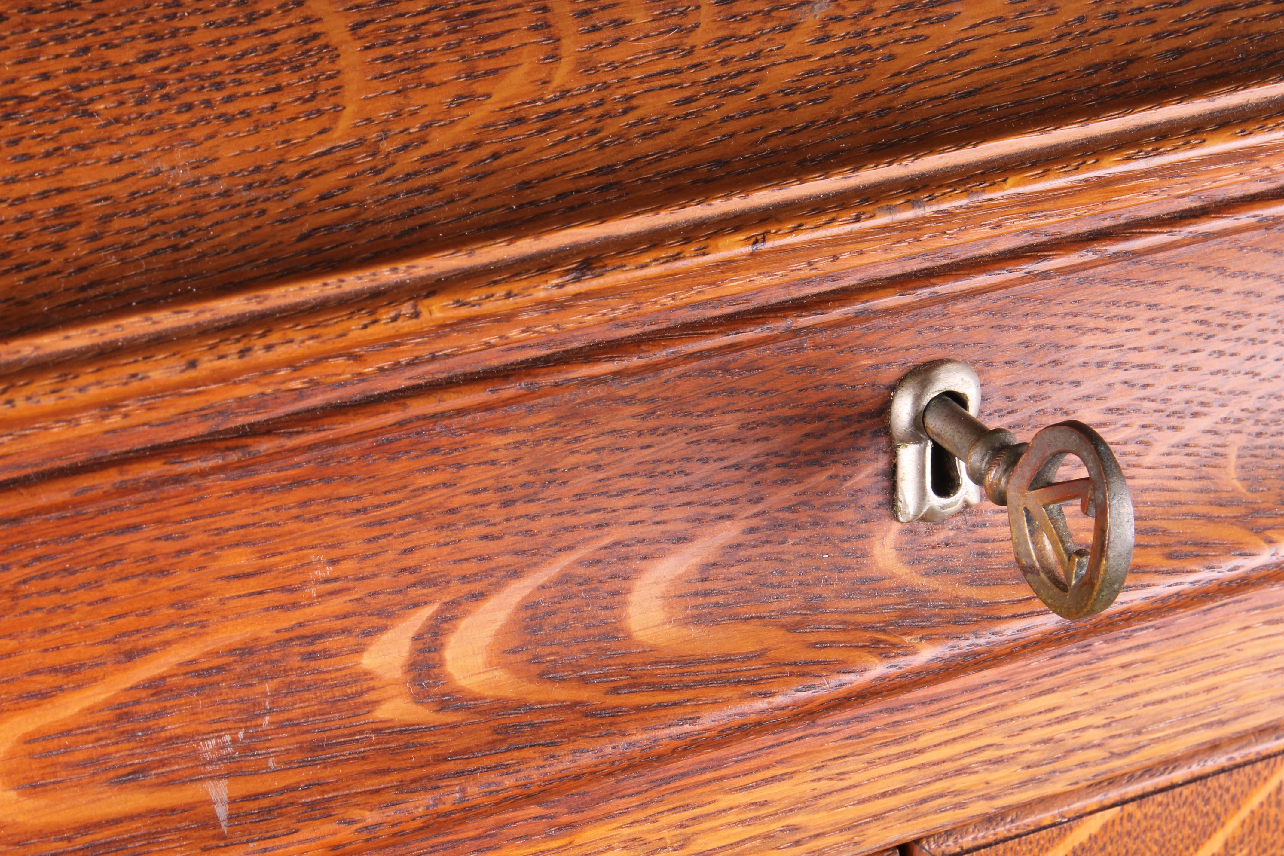 Circa 1918 Victor "Victrola" Record Player