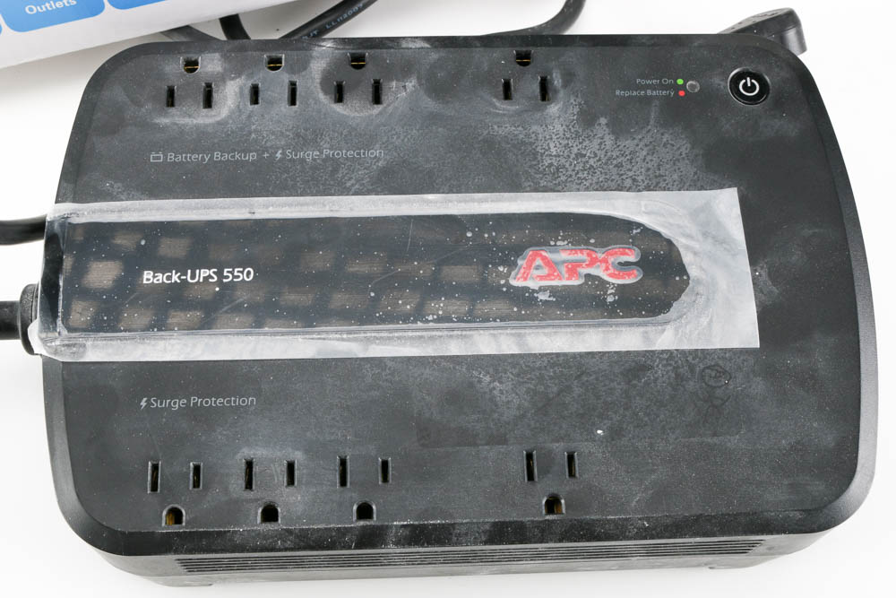 APC Battery Backup Unit With Surge Protector