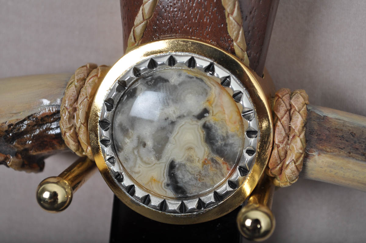 Franklin Mint "The Pawnee Wolf Knife" by Ben Nighthorse