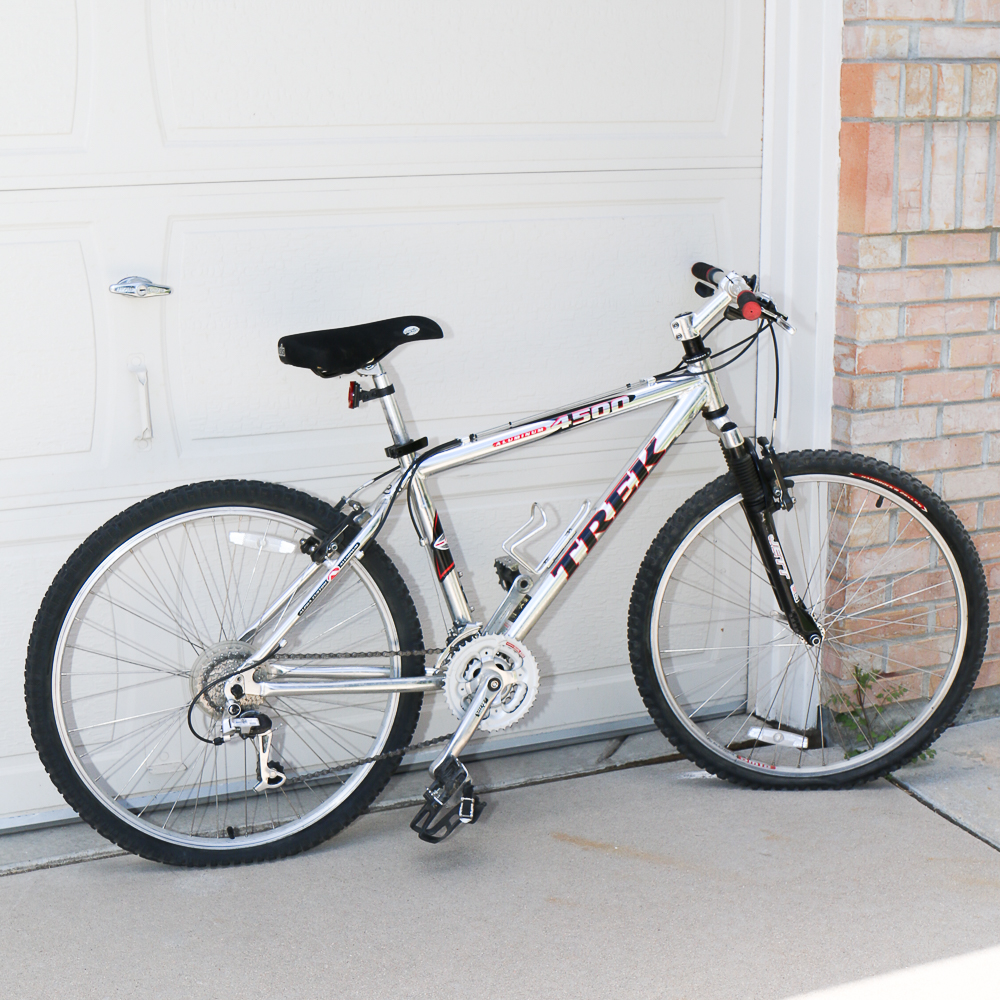 White Trek 4500 Mountain Bike EBTH