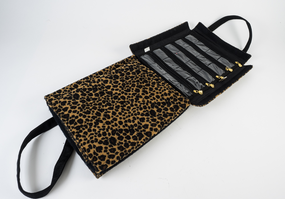 "Flip and Dazzle" Jewelry Organizer