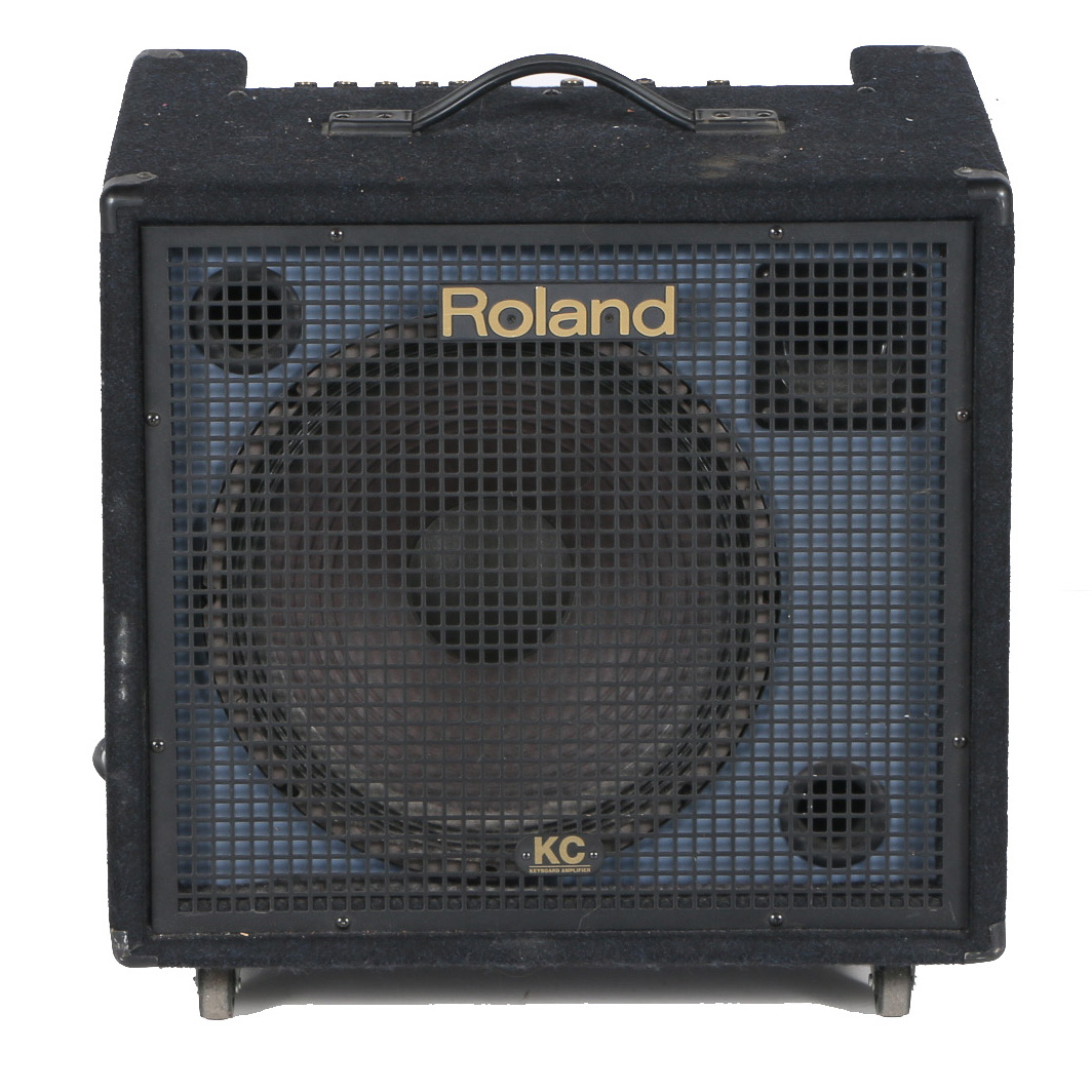 Pair of Roland KC-550 Keyboard Amplifiers