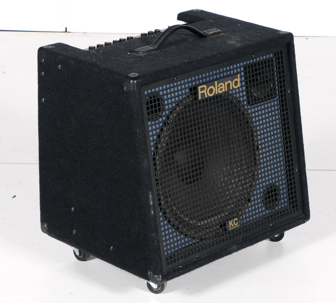 Pair of Roland KC-550 Keyboard Amplifiers