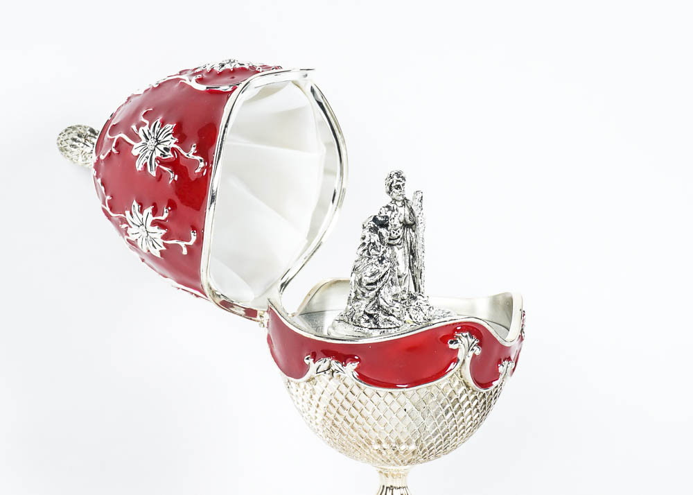 2002 Wallace Silversmiths Musical Nativity Egg