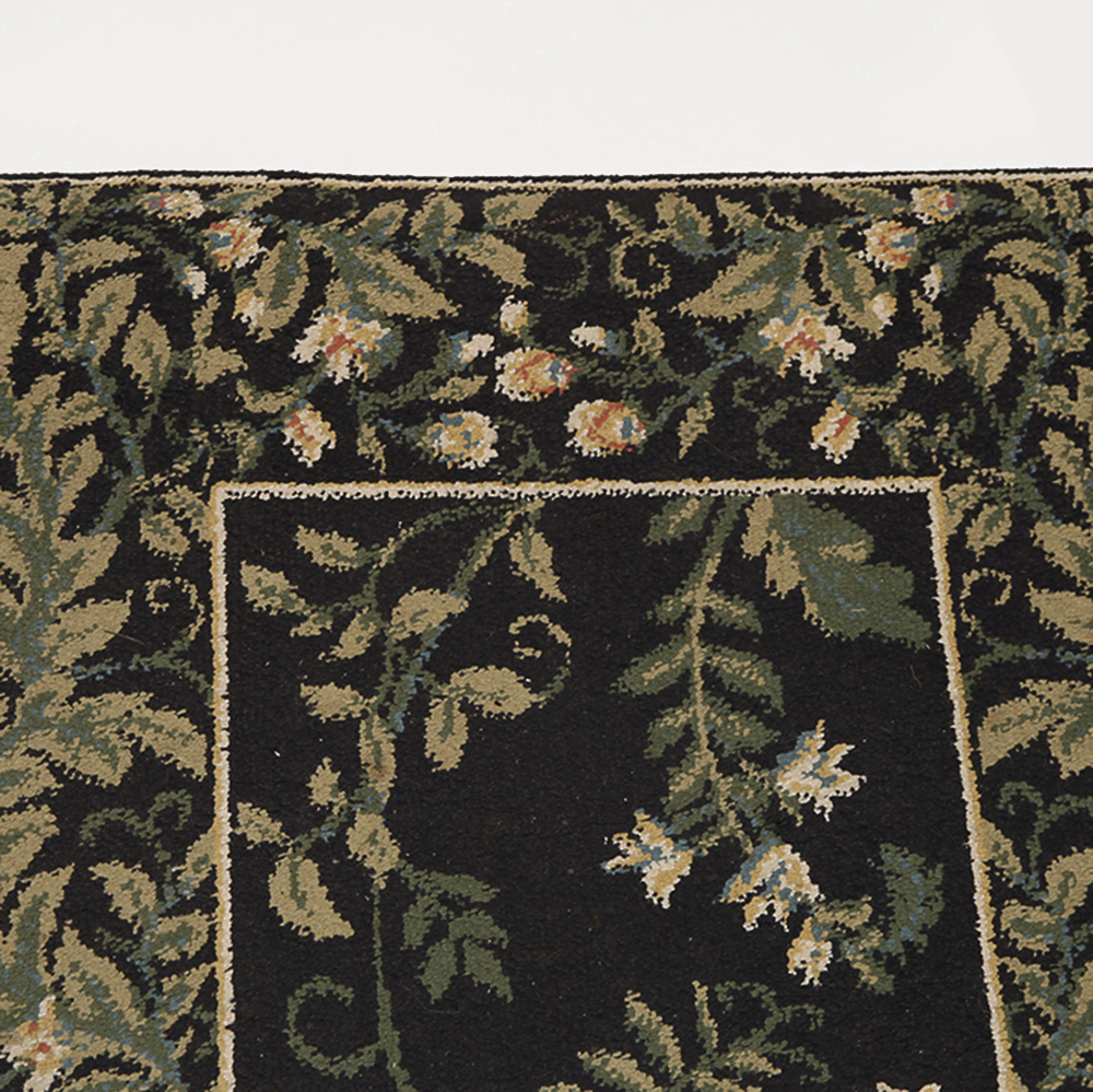 Matching Floral Accent Rug and Hallway Runner