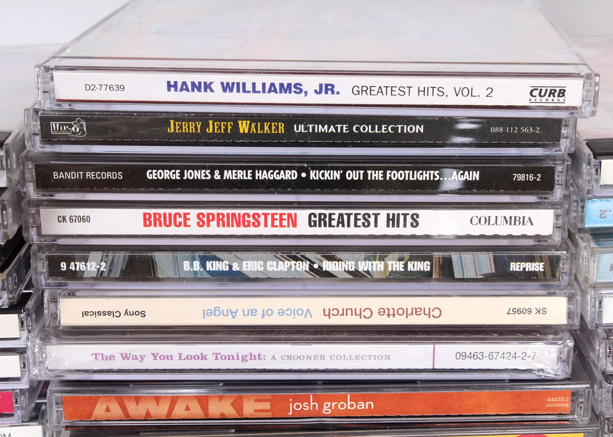 Philips FW-C399 Mini Hifi System With Speakers and More