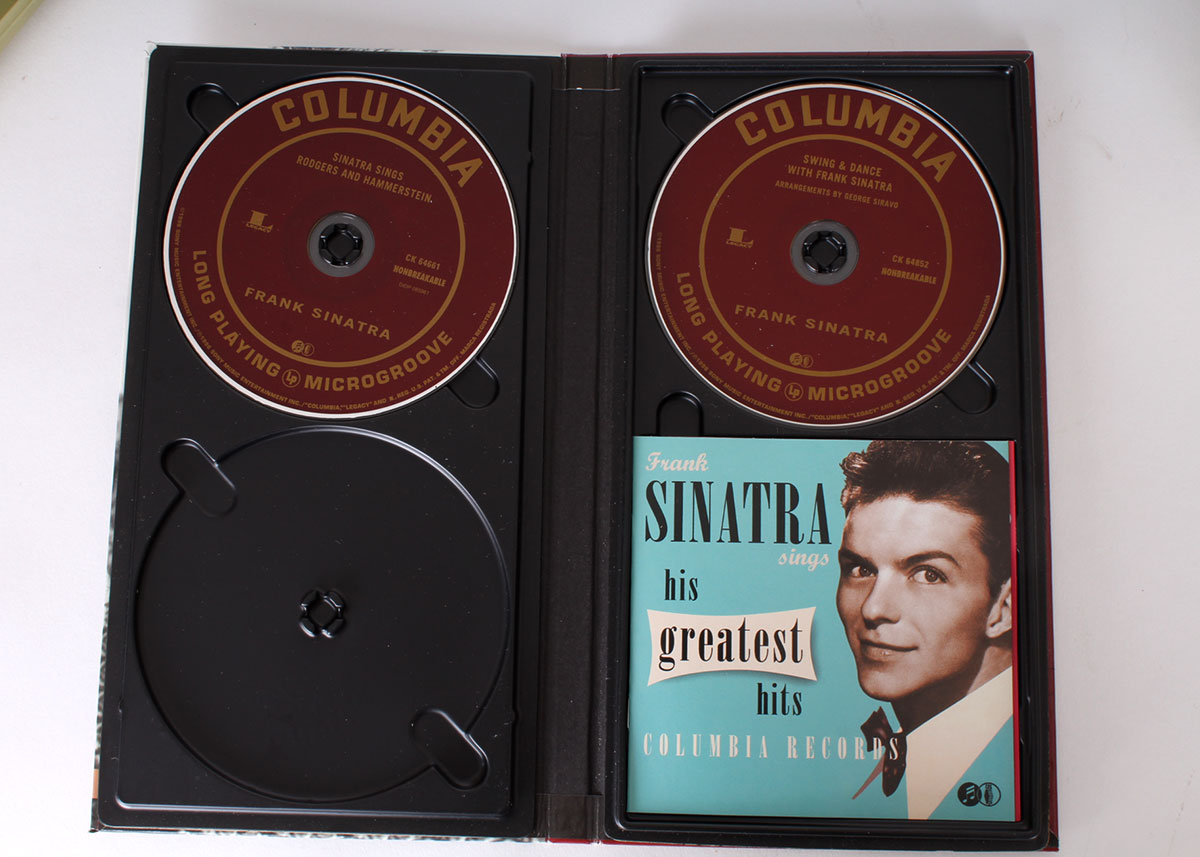 Philips FW-C399 Mini Hifi System With Speakers and More