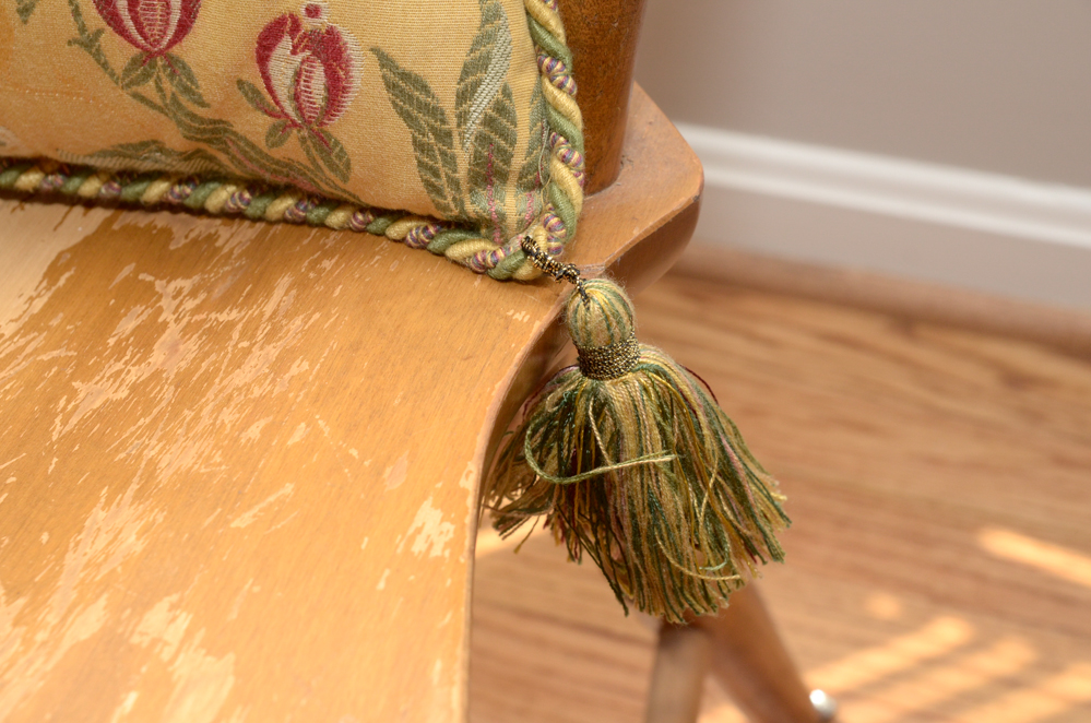 Vintage Colonial Style Spindleback Chair and Pillow