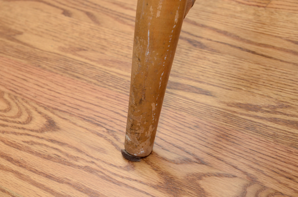 Vintage Colonial Style Spindleback Chair and Pillow