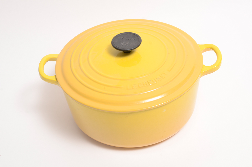 Le Creuset 5.5 Quart Dutch Oven in Soleil Yellow
