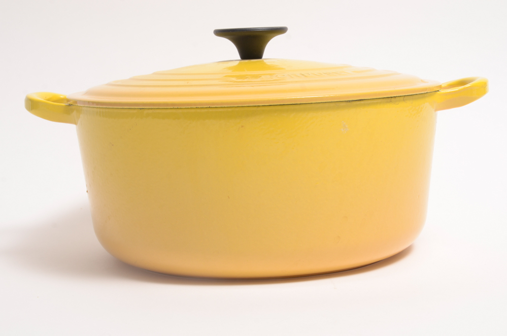 Le Creuset 5.5 Quart Dutch Oven in Soleil Yellow