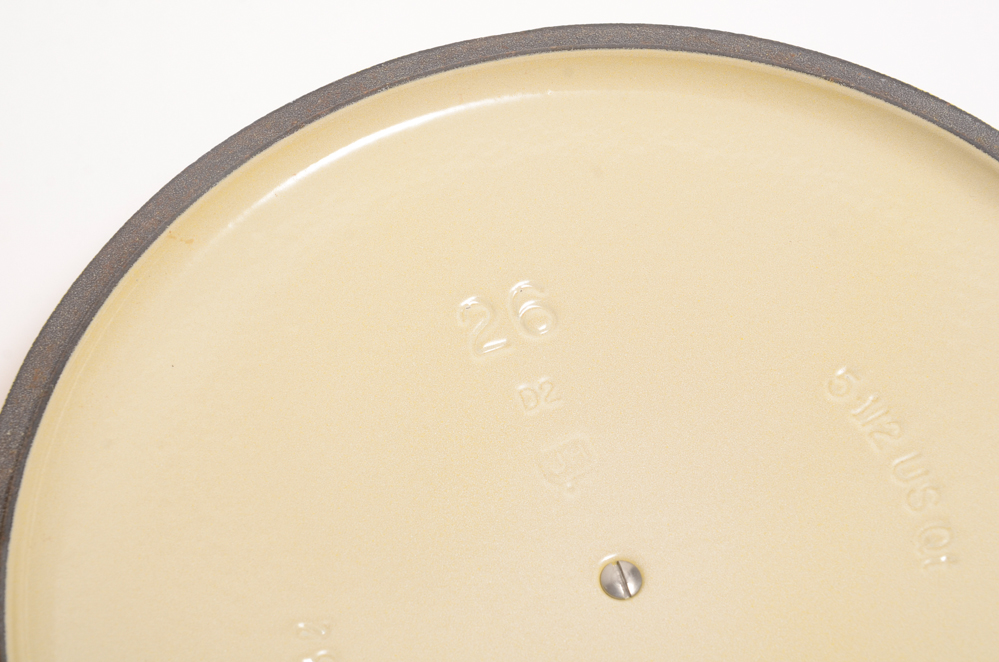 Le Creuset 5.5 Quart Dutch Oven in Soleil Yellow