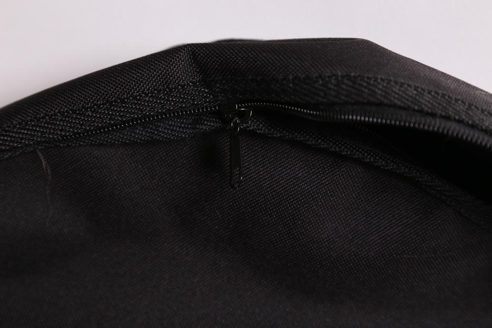 Yamaha C40 Classical Style Acoustic Guitar With Gigbag, Songbooks