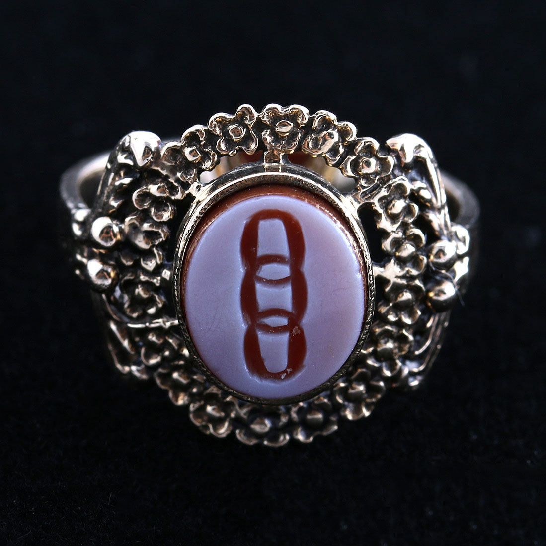 14K Yellow Gold Ring with Sardonyx Stone