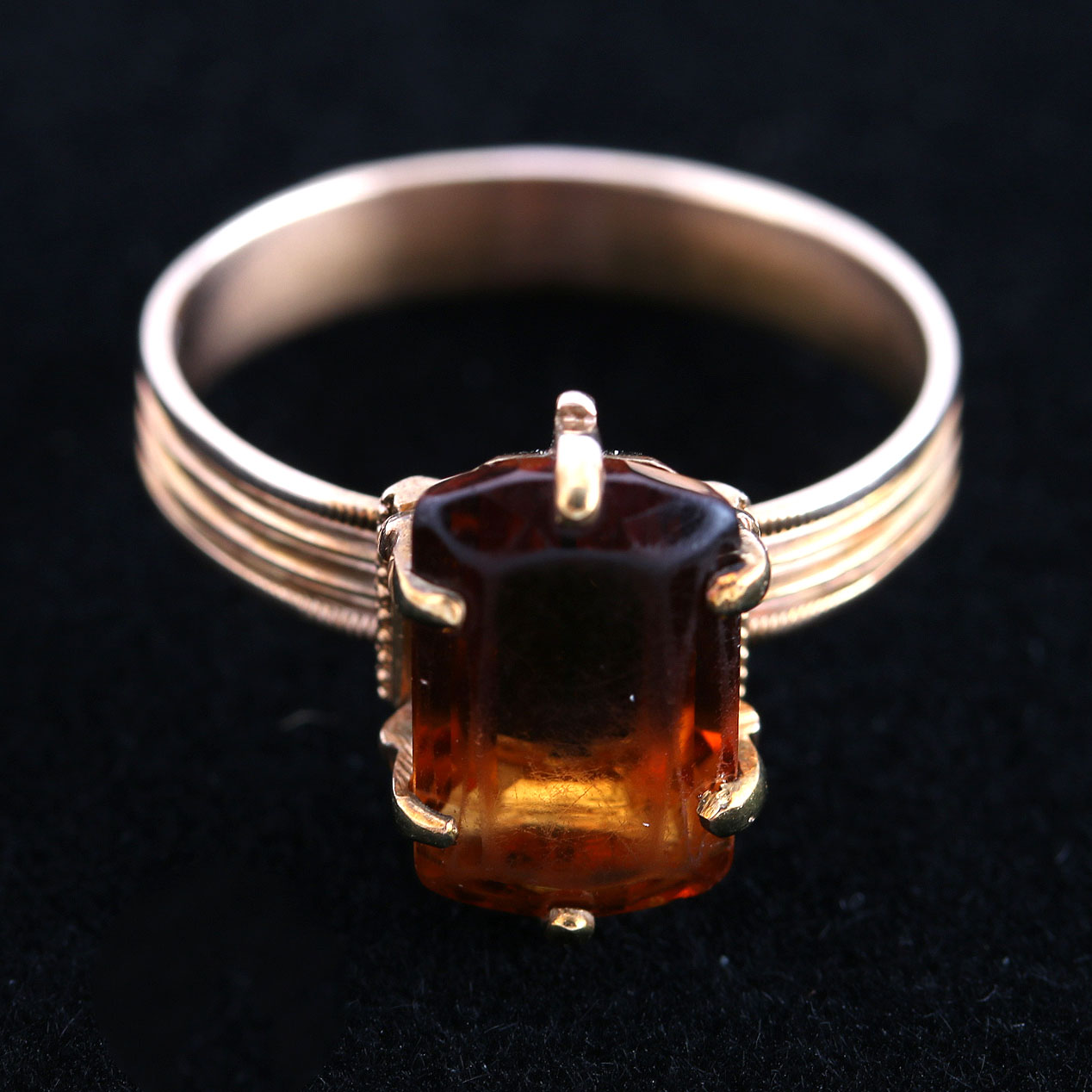 14K Yellow Gold Citrine Ring